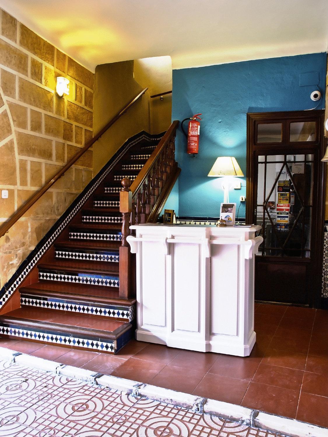 Hostal El Caballo Blanco Osuna Exterior photo